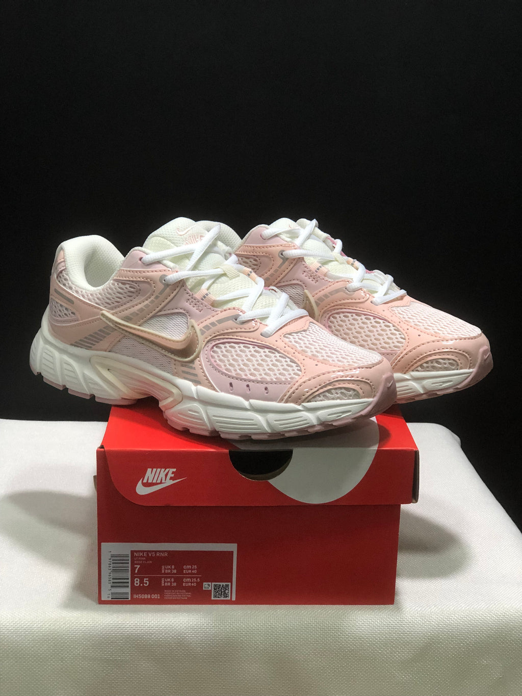Nike V5 RNR rosa bebe