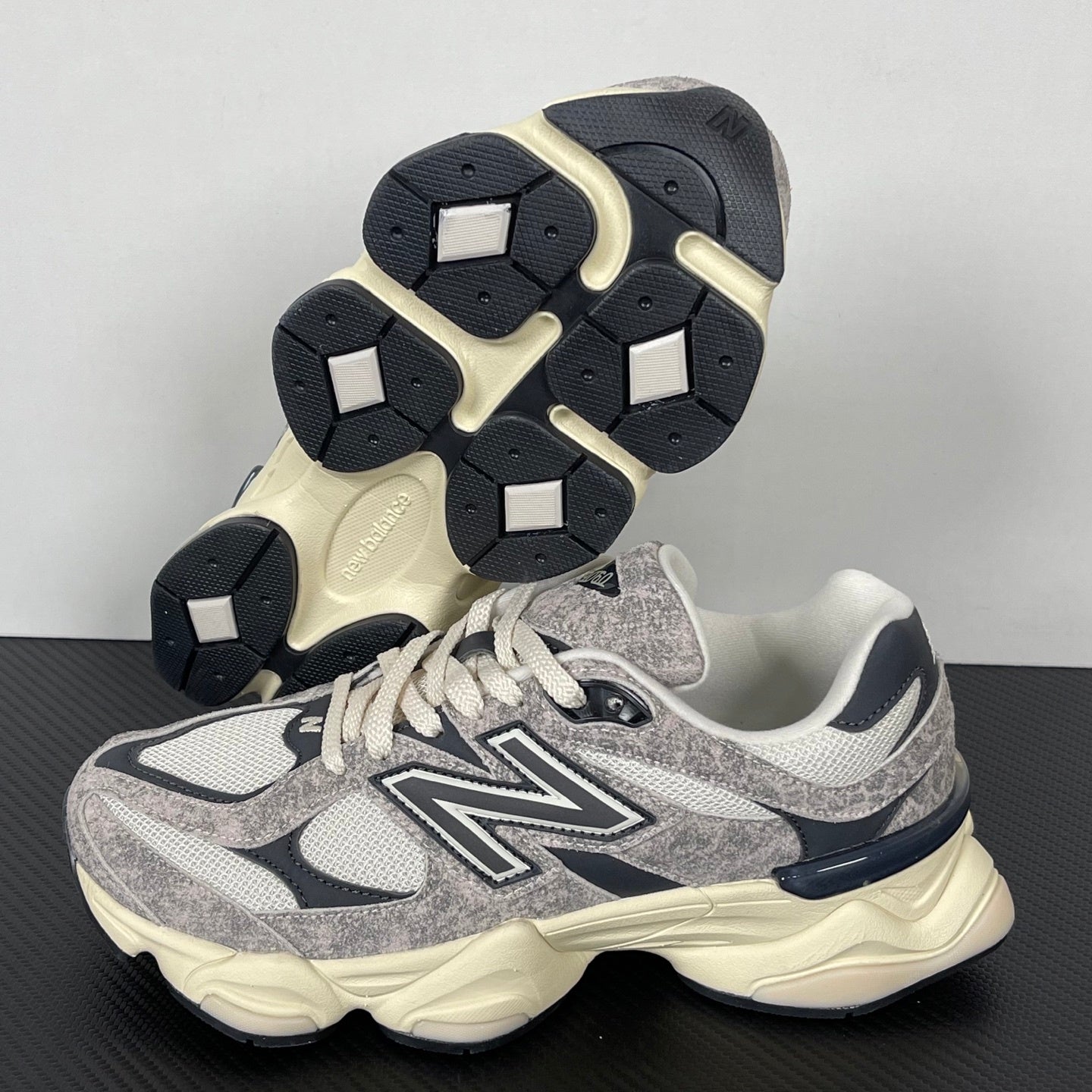 NEW BALANCE 9060 bege/azul