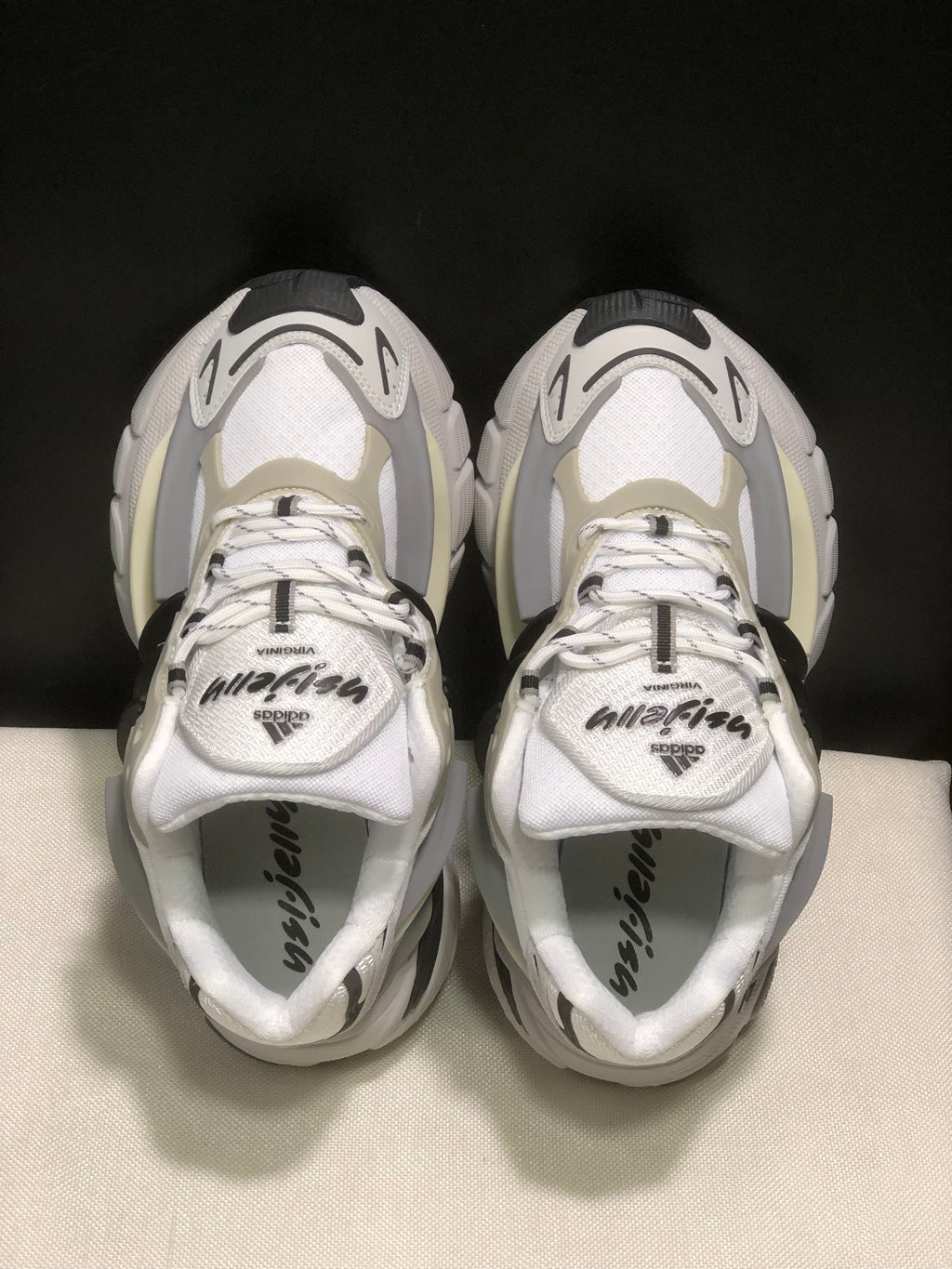 Adidas Adistar Jellyfish x Pharrell Williams Branco/Cinza