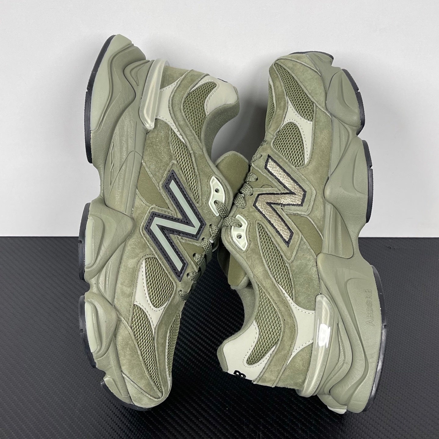 NEW BALANCE 9060 verde militar
