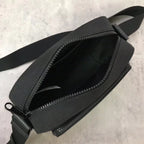 Bolsa Burberry Horseferry Print de Nylon Preto 22x11x16.5CM