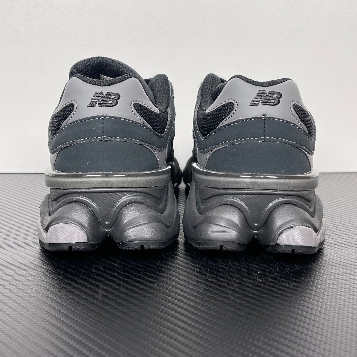 NEW BALANCE 9060 preto/cinza