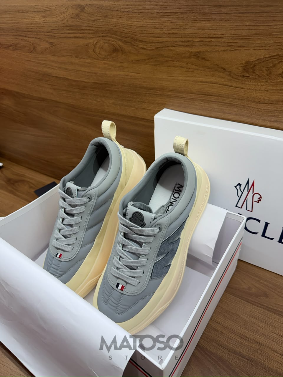 Moncler cinza 41br pronta entrega