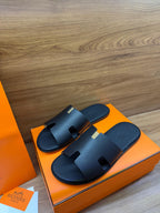 Chinelo Hermès Preto