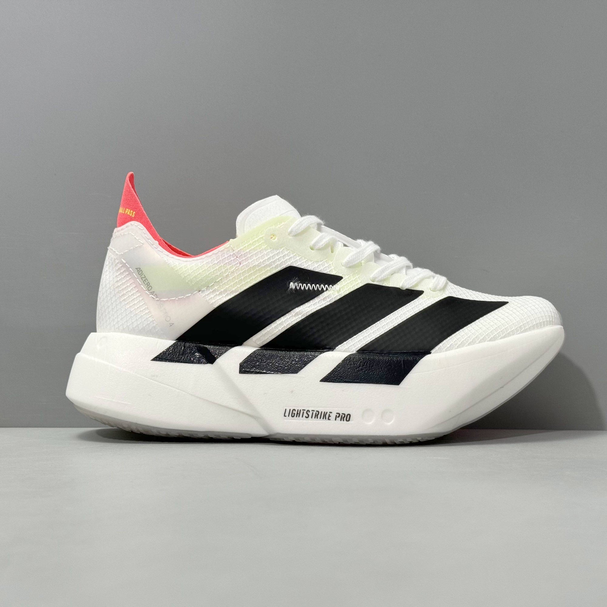 Adizero Adios Pro 4 branco/preto