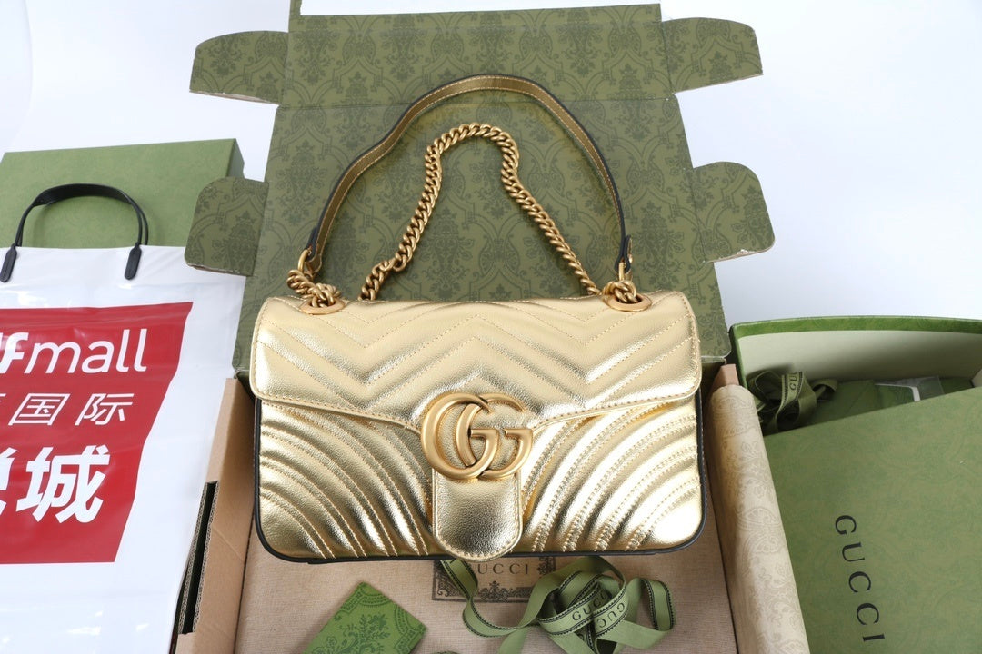 Bolsa Gucci GG Marmont Couro Dourado Super Mini/Média/Grande