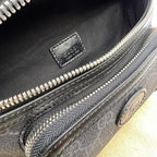 Pochete Gucci GG Embossed Supreme Azul 28x15x3.5cm
