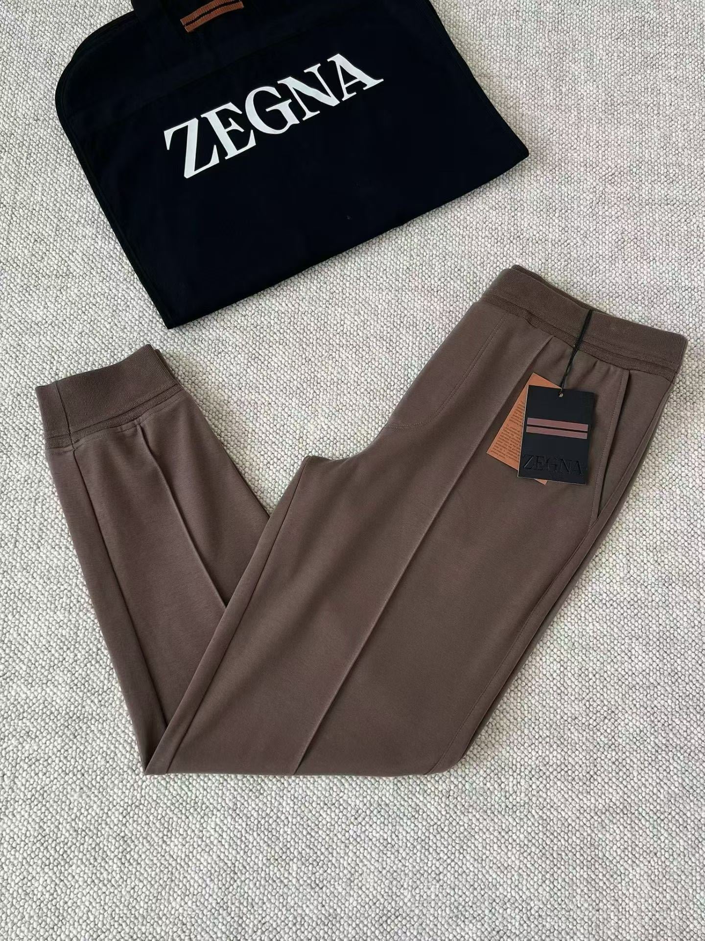 Conjunto Moletom Zegna Marrom