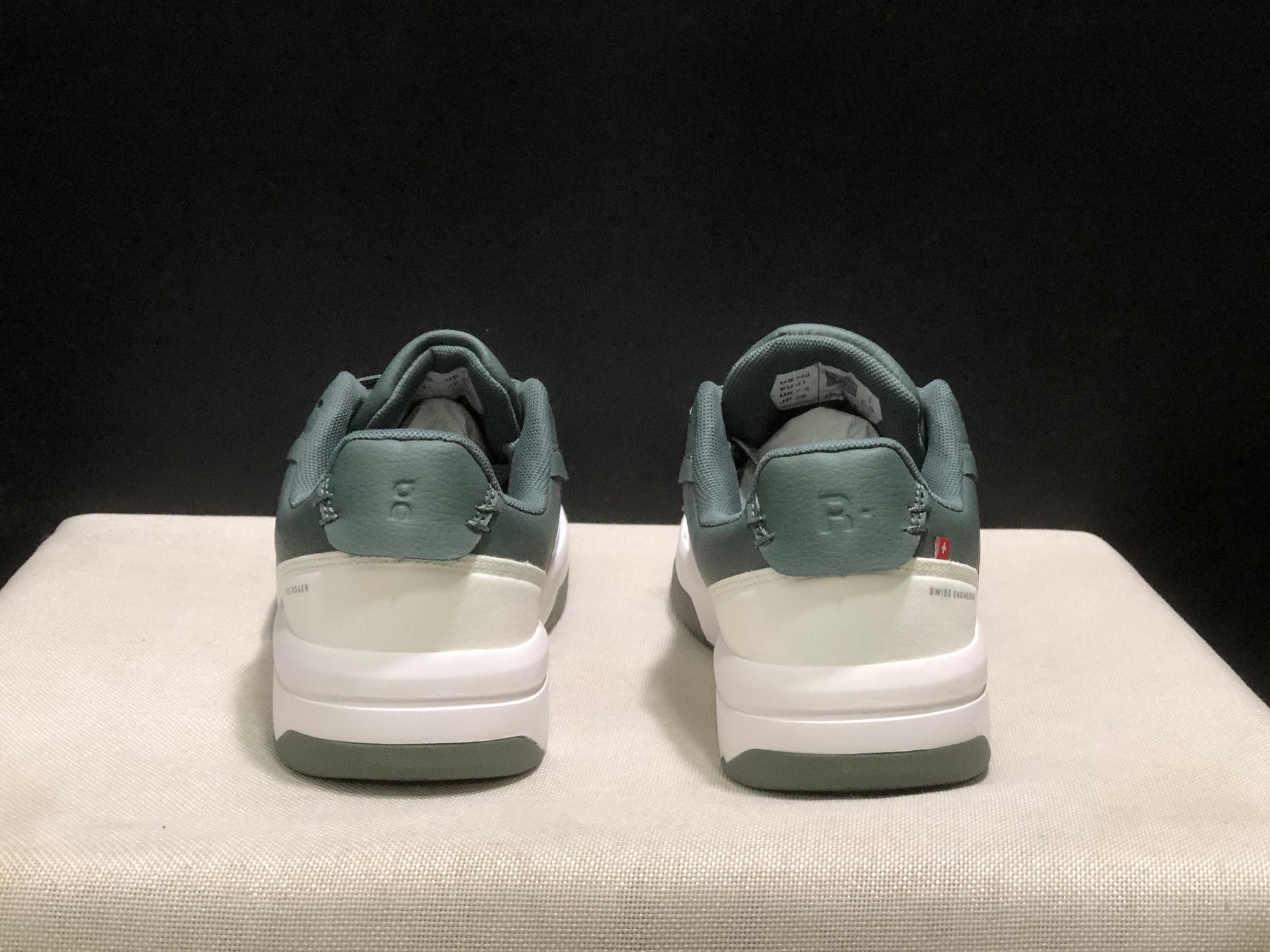 Tênis On The Roger Clubhouse Branco em detalhes Verde