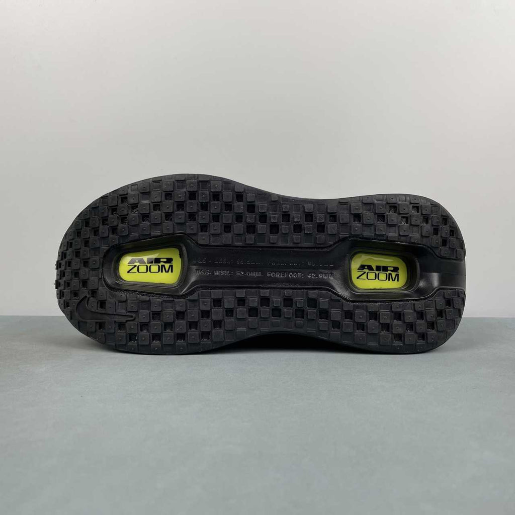 Vomero Premium Preto/amarelo