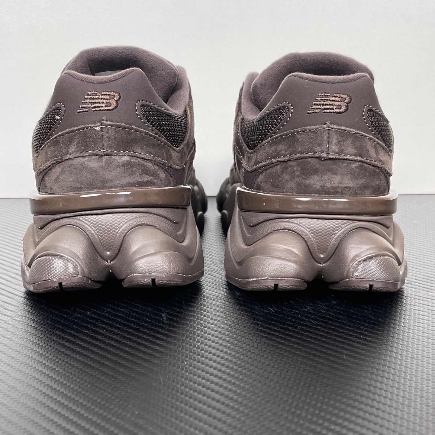 NEW BALANCE 9060 marrom
