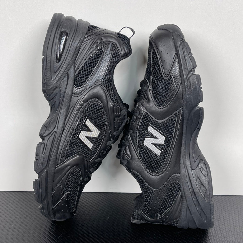 NB 530 Preto