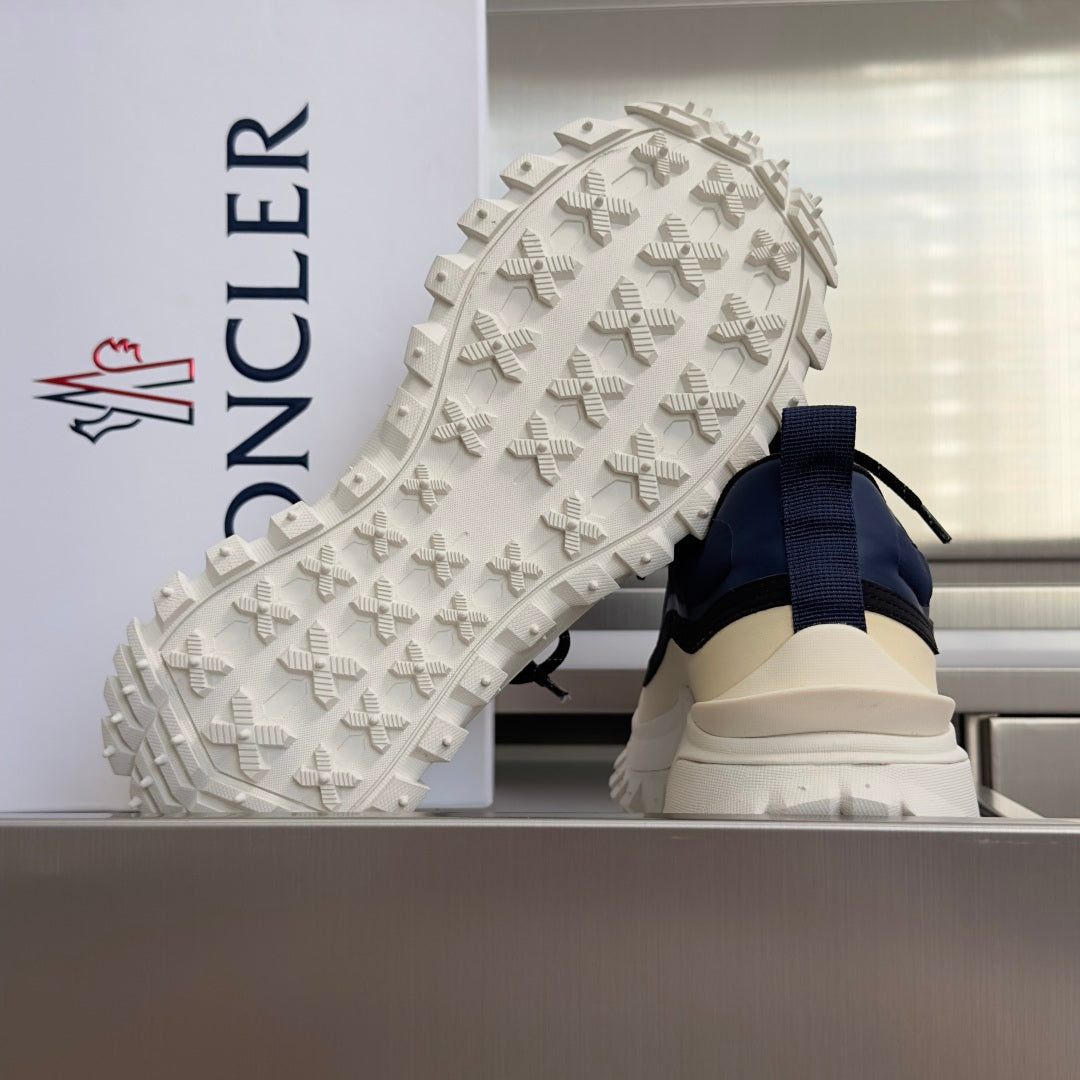 Tênis Moncler Tailgrip azul marinho