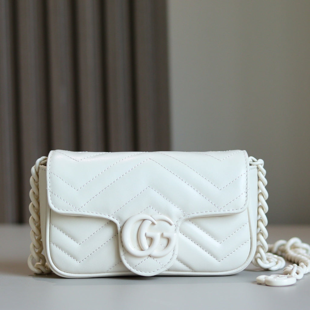 Bolsa Gucci GG Marmont super mini 16.5x10x4.5cm (quatro cores) Logo GG acompanha cor do Couro