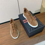 Zegna Triple Stitch em Camurça Marrom