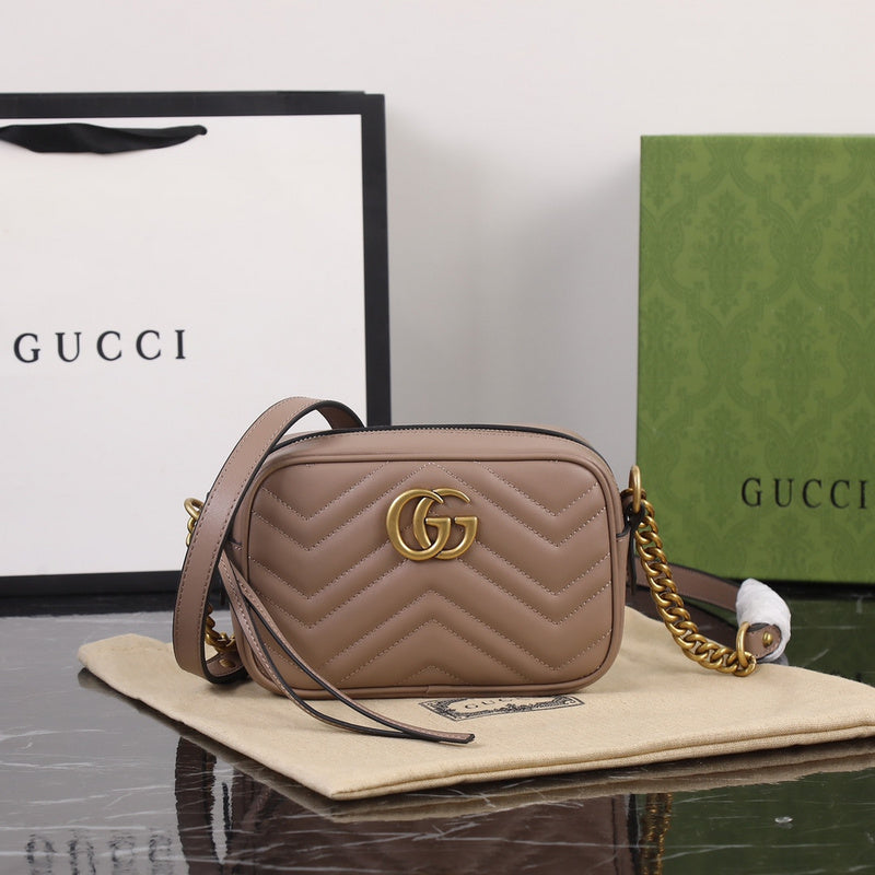Bolsa Gucci GG Marmont Pequena 18x12x6cm (4 cores)