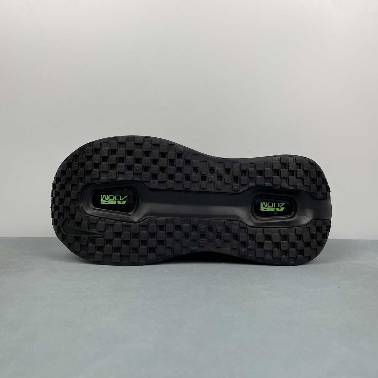 Vomero Premium Preto/verde