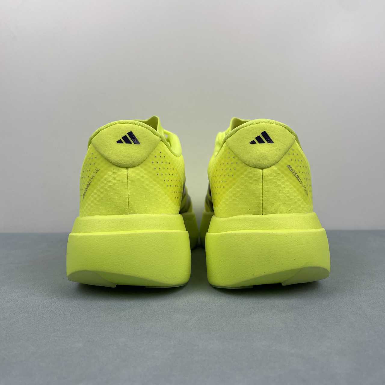 Adizero Evo SL amarelo neon