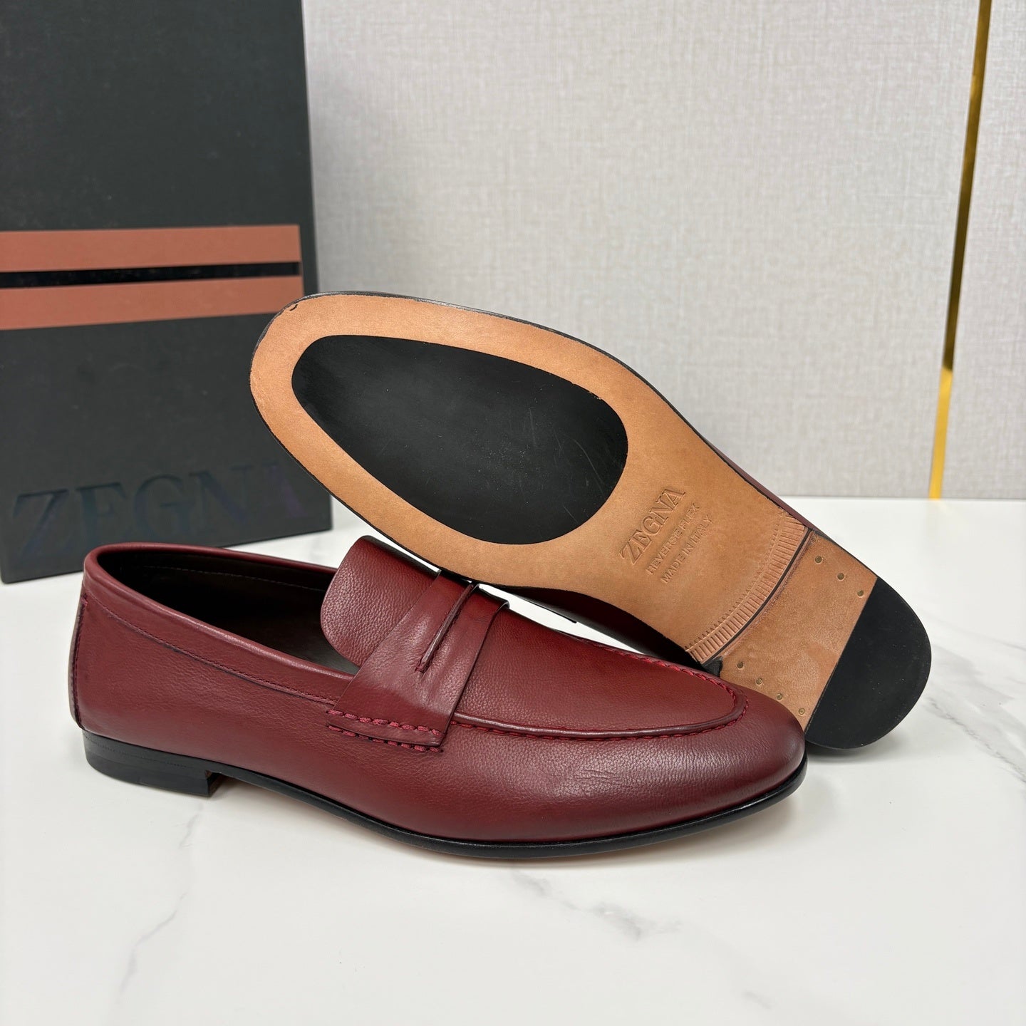 Mocassim Zegna Penny Loafer couro vinho