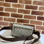 Pochete Gucci GG Embossed Supreme Marrom 28x15x3.5cm