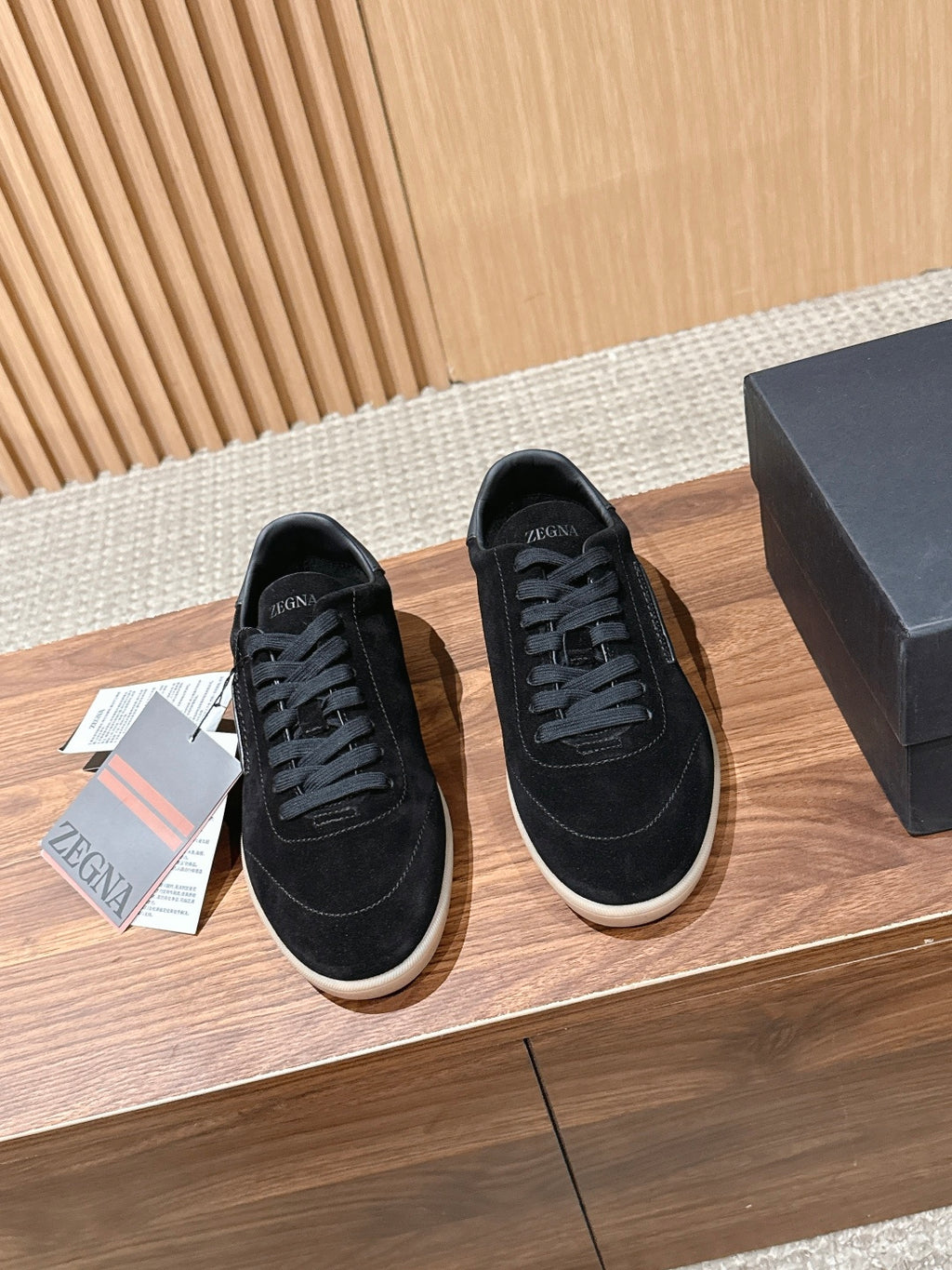 Zegna 232 Camurça preto