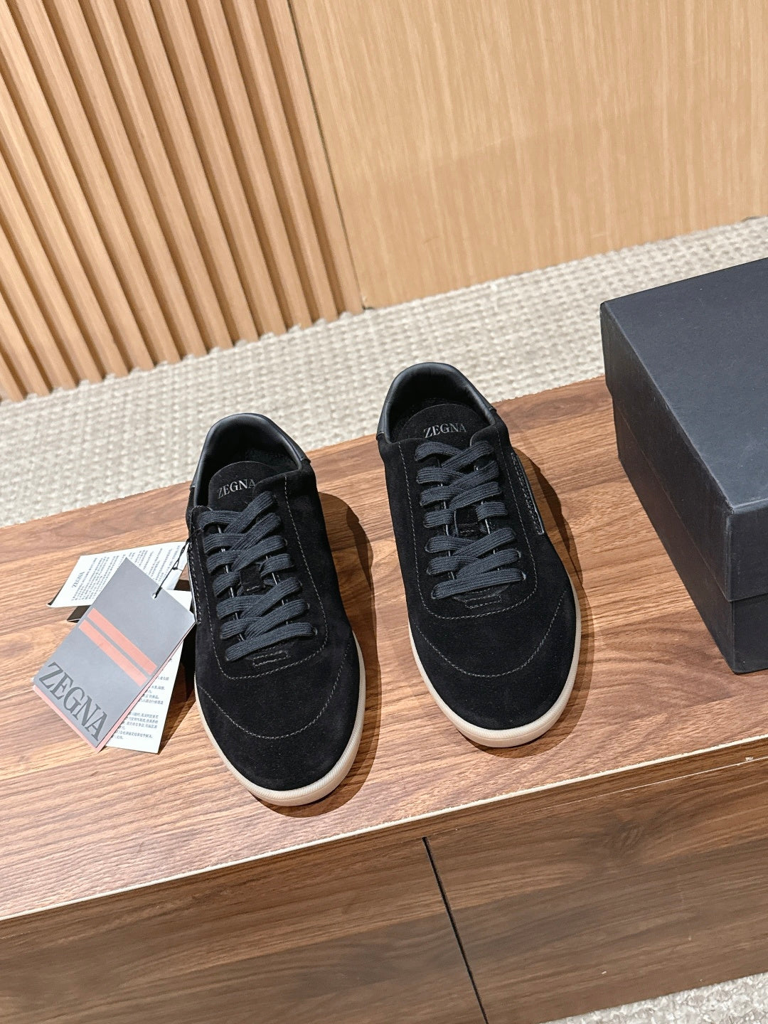 Zegna 232 Camurça preto