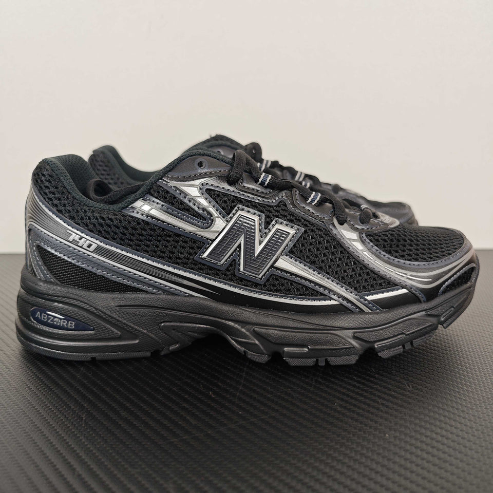 Tênis New Balance NB 740 Preto