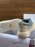 Moncler cinza 41br pronta entrega