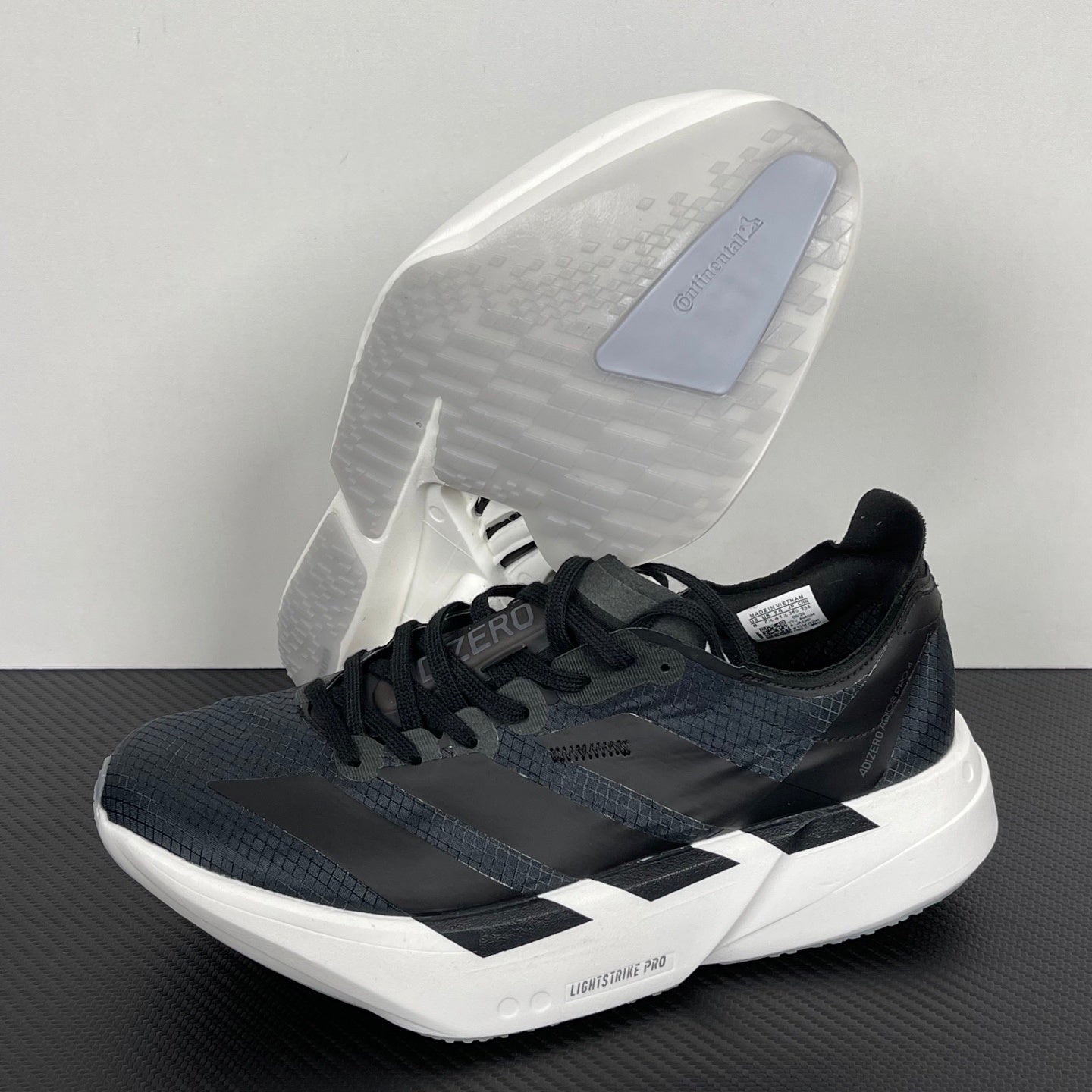 Adizero Adios Pro 4 preto/branco