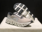 Tênis On Running Cloudmonster 3 bege/cinza
