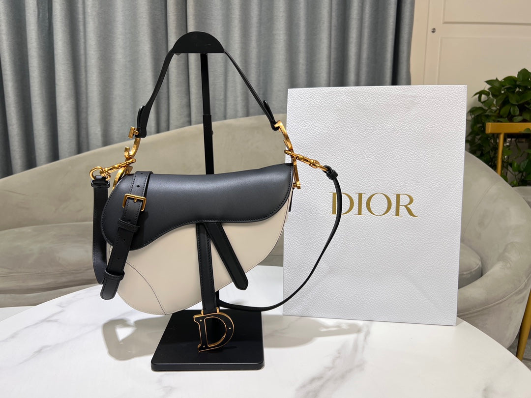 Bolsa Dior Saddle Mini Bicolor 19x15x6cm (2 cores)
