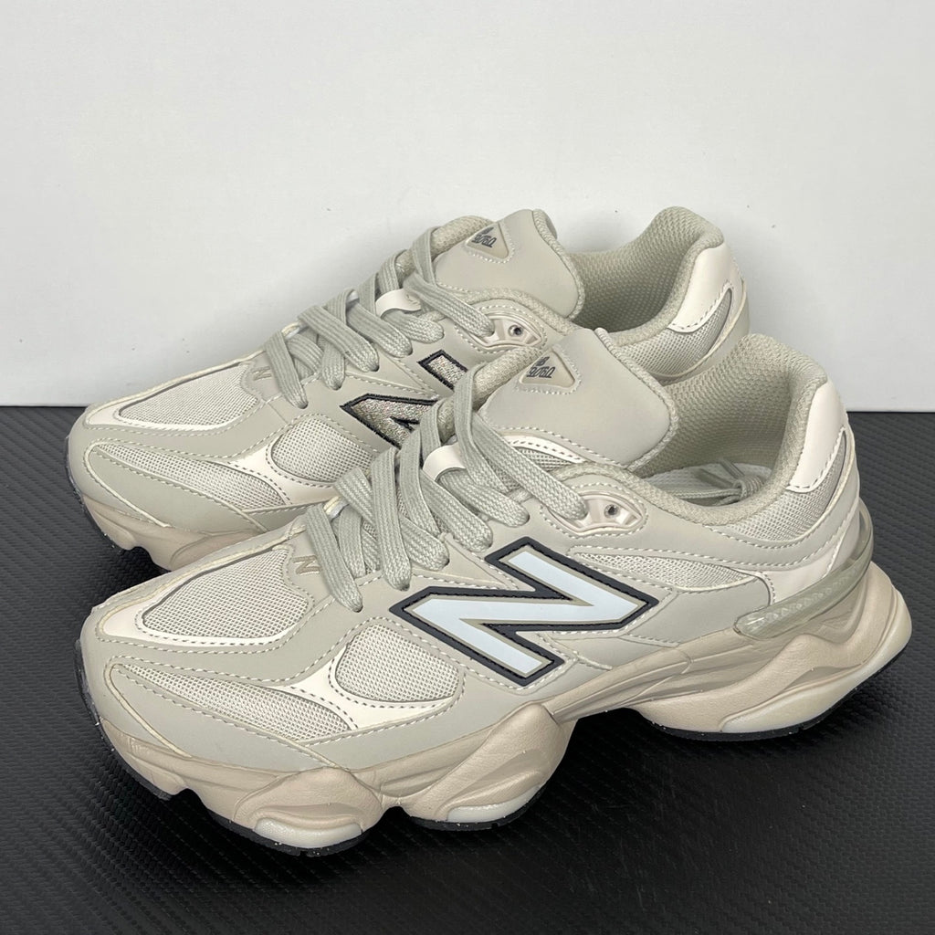 NEW BALANCE 9060 bege escuro