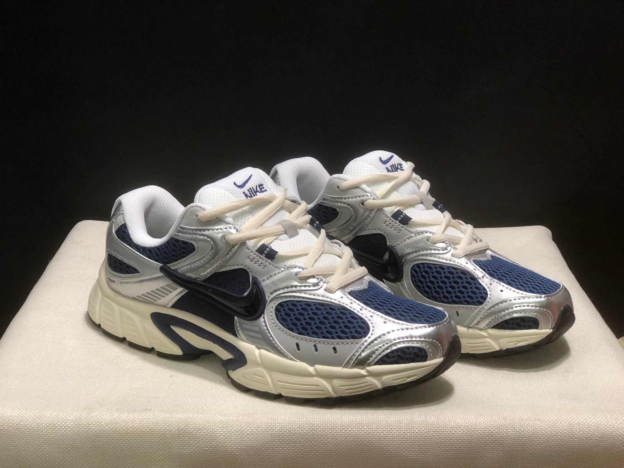 Nike V5 RNR azul/bege