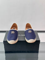 Espadrilhe DG com logo gravado azul