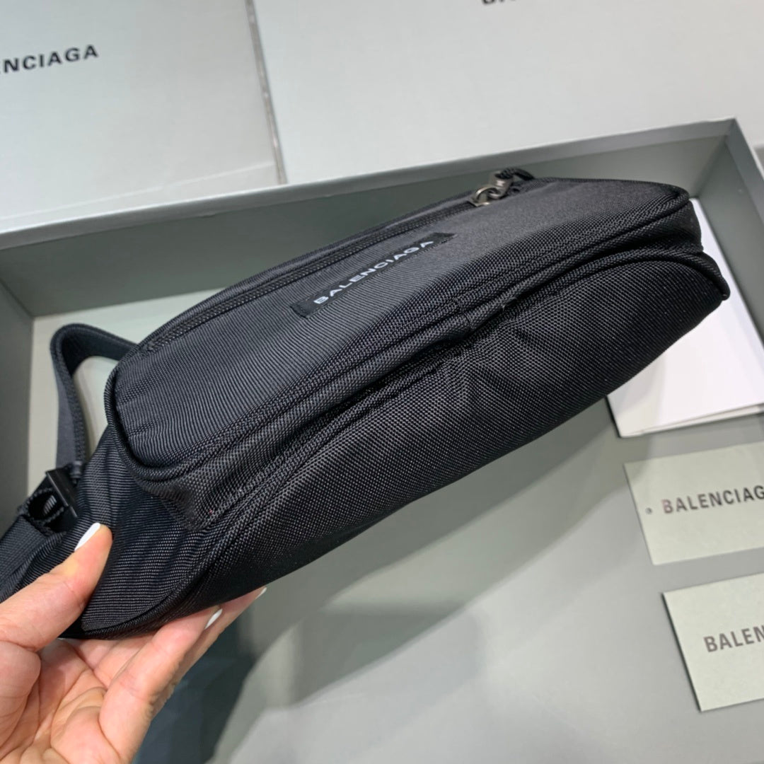 Pochete Balenciaga Explorer com Logo 317x15cm