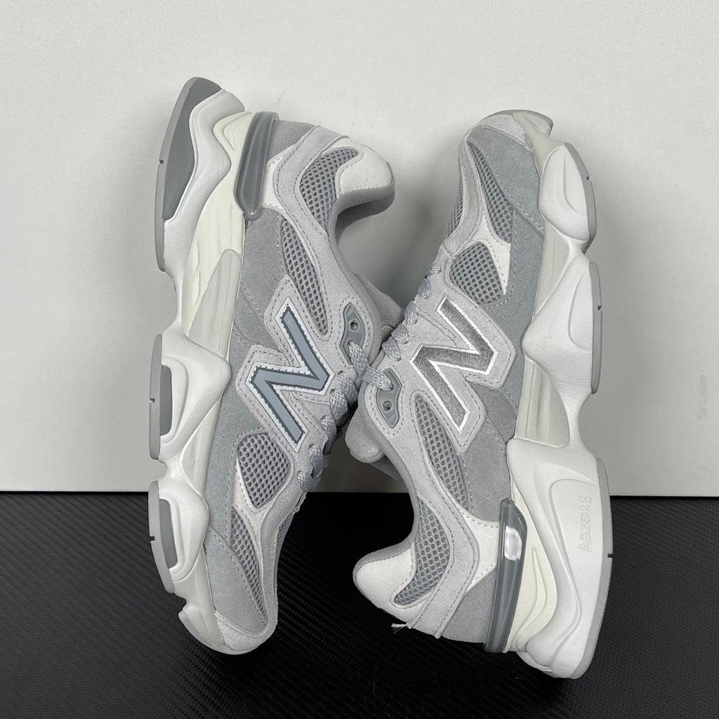 NEW BALANCE 9060 cinza/branco