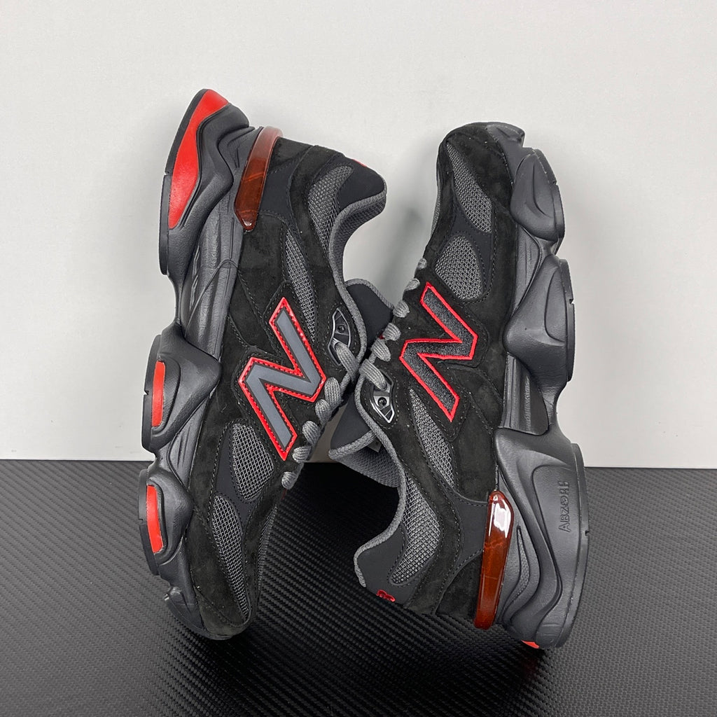 NEW BALANCE 9060 vermelho/preto