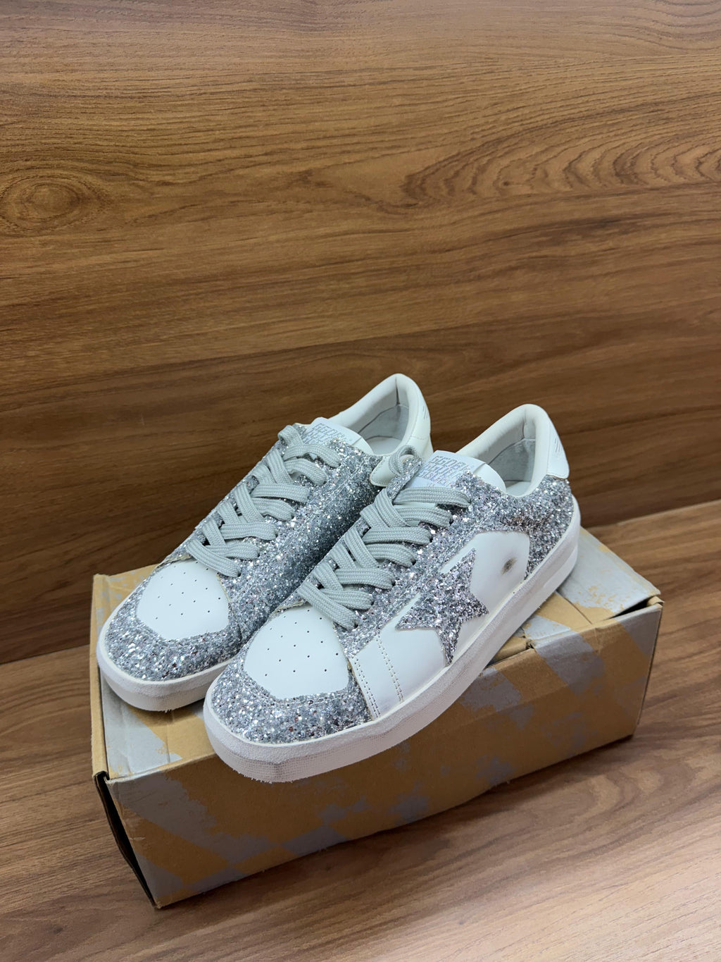 Tênis Golden Goose branco/brilho