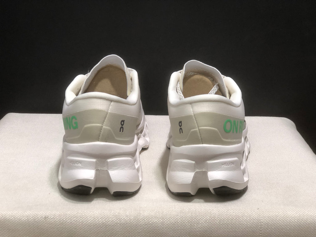 Tênis On Running Cloudmonster 3 branco/verde