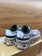 Tênis ON Cloudmonster cinza