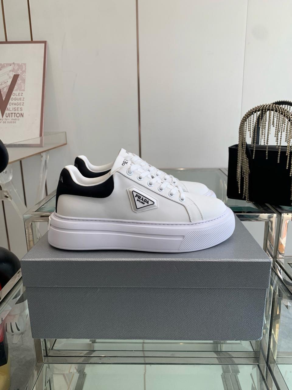 Tênis Prada Downtown Preto/Branco