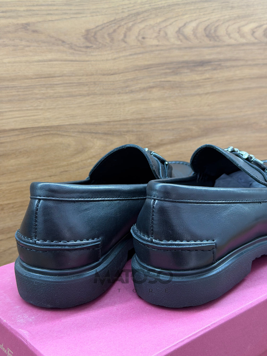 Sapato Ferragamo couro preto