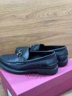 Sapato Ferragamo couro preto