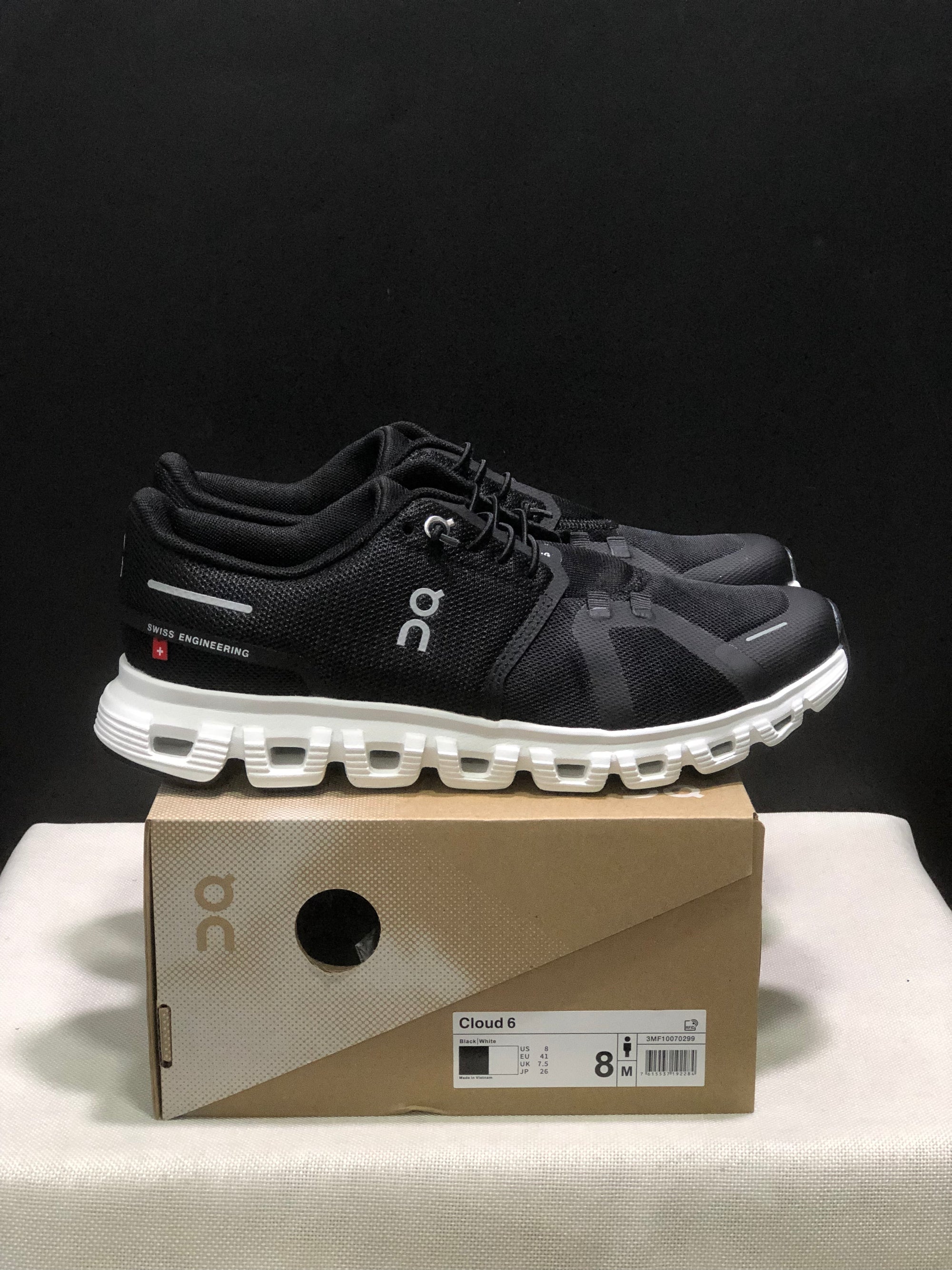 Tênis On Cloud 6 Preto/Branco