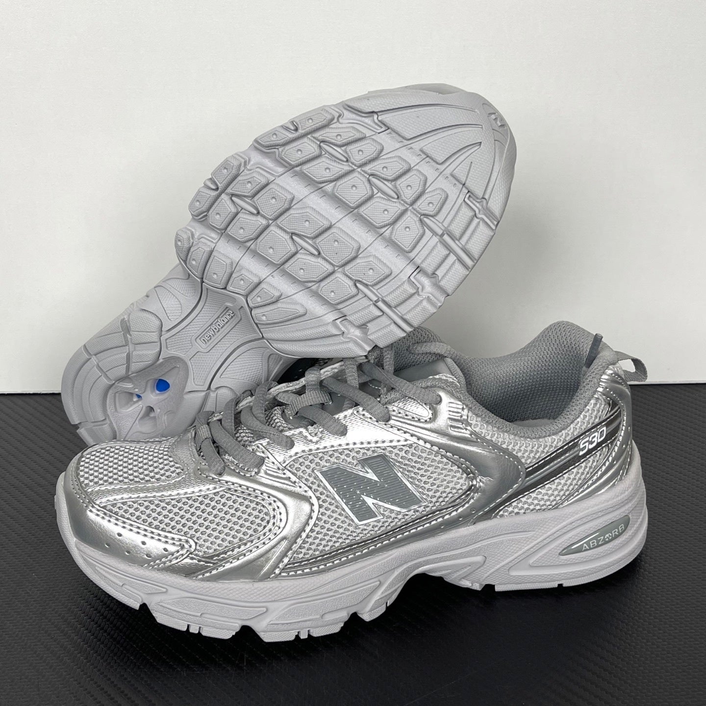 NB 530 Prata/Cinza
