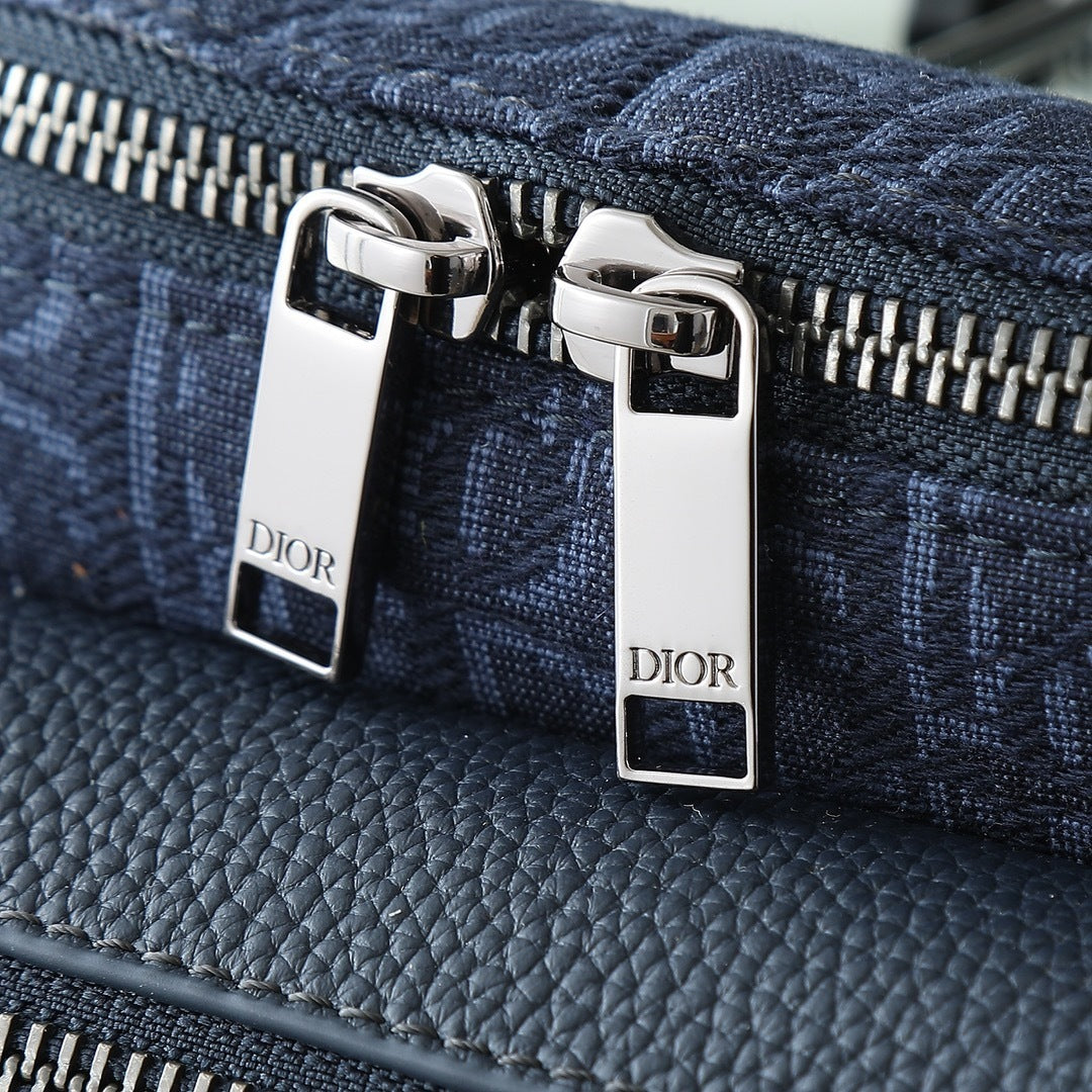 Pochete Dior x KAWS Rider 2.0 39x17x11.5cm