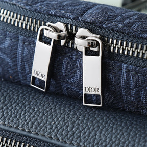 Pochete Dior x KAWS Rider 2.0 39x17x11.5cm