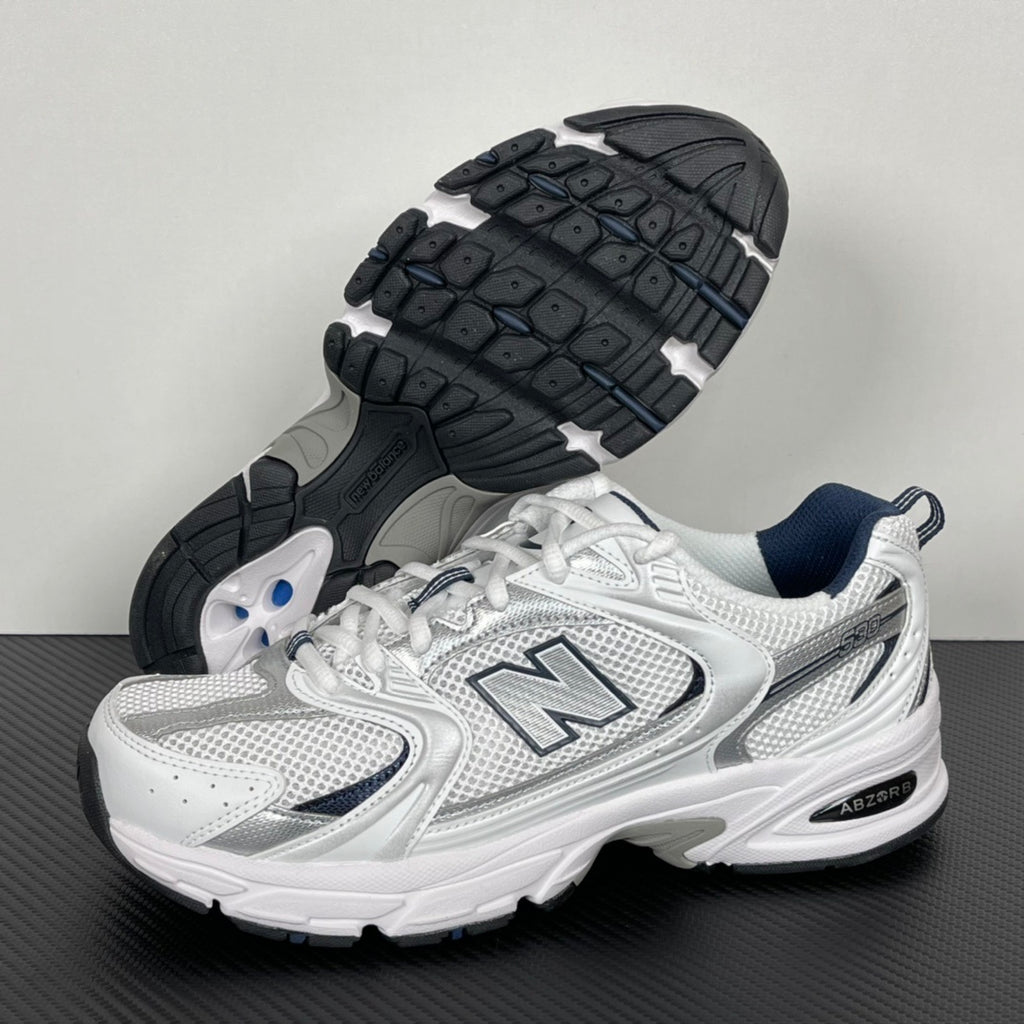 NB 530 Branco/Azul marinho