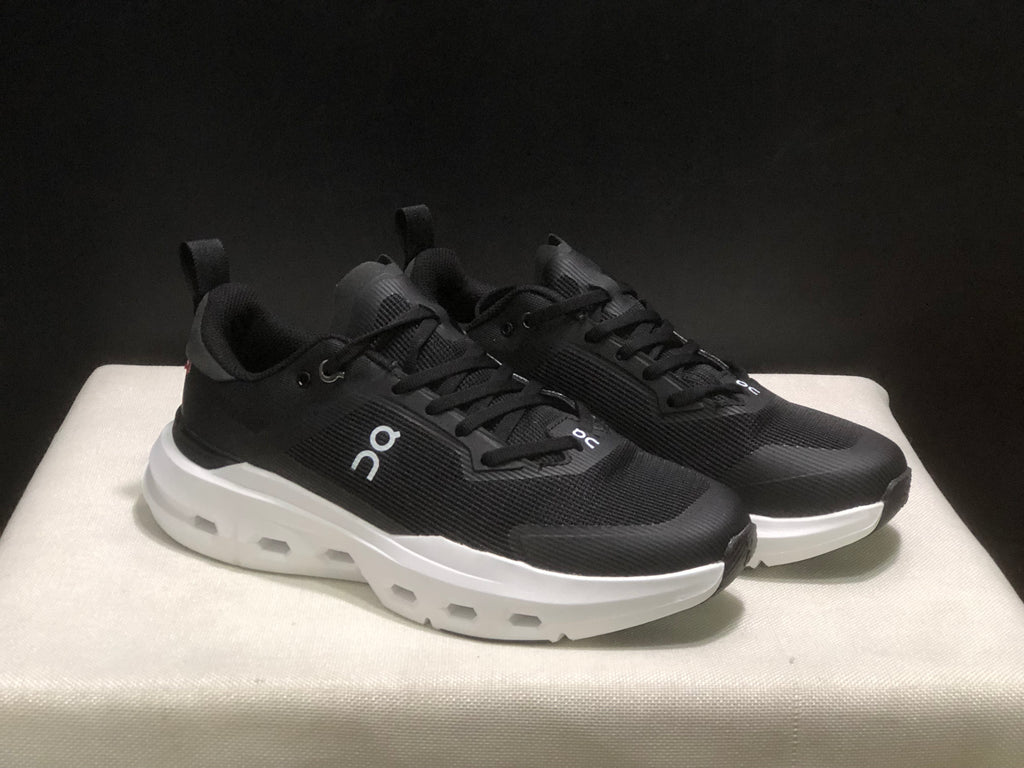 Tênis On Cloudpulse Next preto/branco