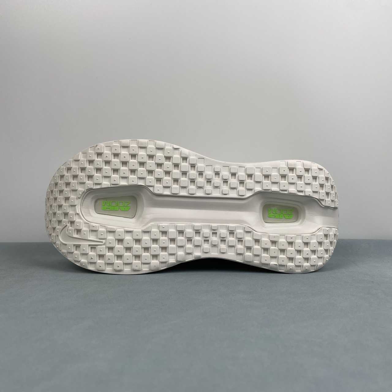 Vomero Premium Branco/verde